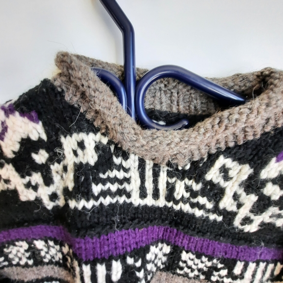 Wool sweater - Picture 6 of 7